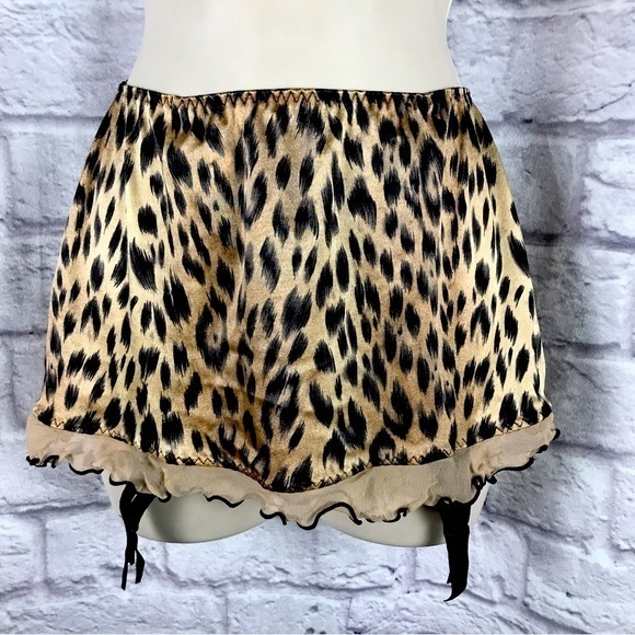 Vintage Victoria’s Secret Satin Garter Thong Skirt NWOT - Picture 2 of 9